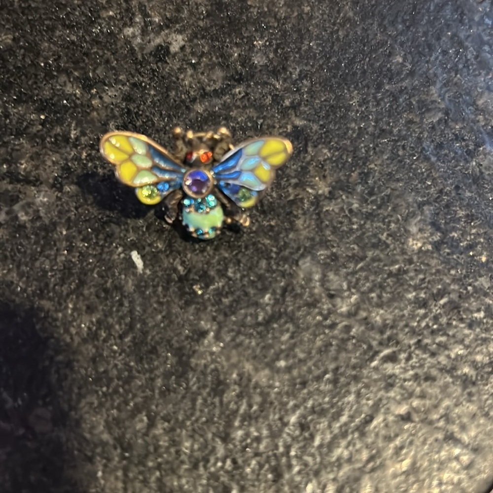 JAY STRONGWATER - “THE BEE” PIN - Picture 5 of 6
